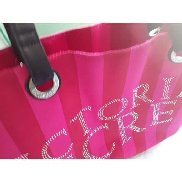 Victoria’s Secret Studded Red Pink Striped Studded Weekender Beach Large ToteBag - Picture 2 of 7
